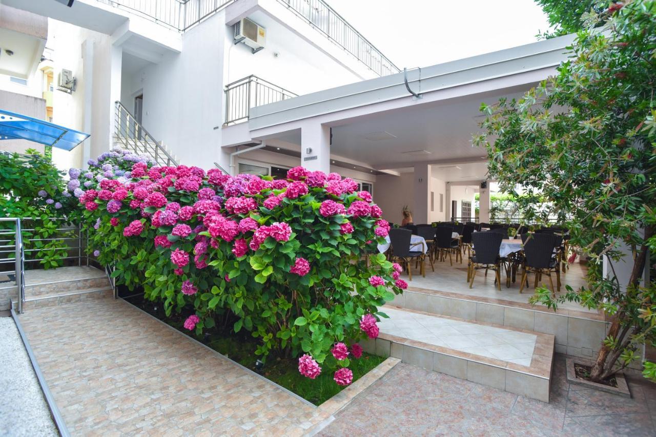 Hotel Suzana Μπούντβα Εξωτερικό φωτογραφία