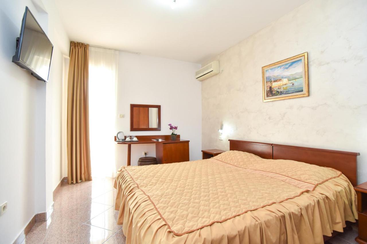 Hotel Suzana Μπούντβα Εξωτερικό φωτογραφία
