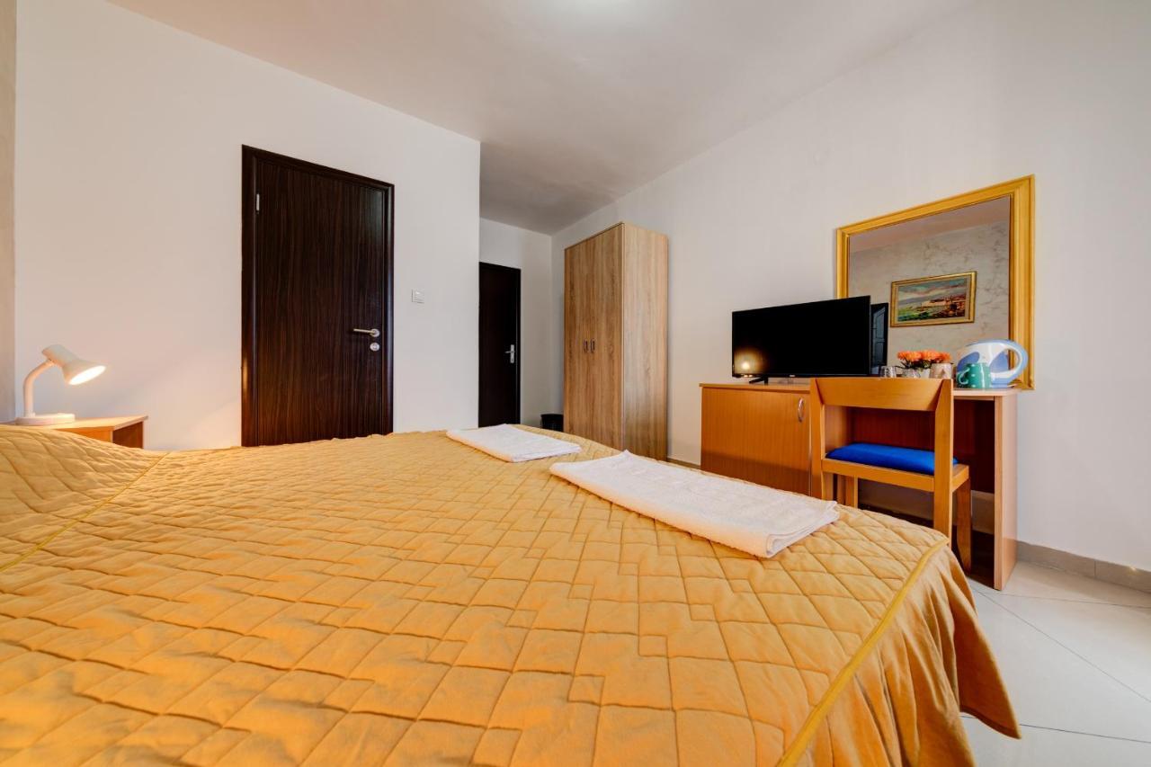 Hotel Suzana Μπούντβα Εξωτερικό φωτογραφία